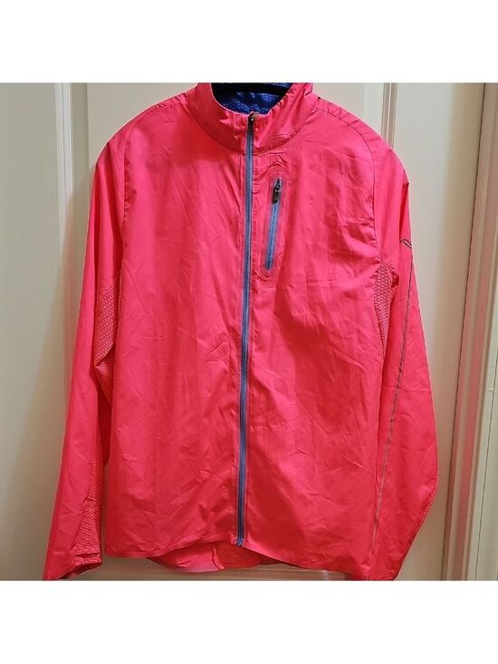 Saucony Jackets & Blazers - Saucony Runshield full zip jacket